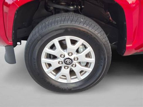 Used 2025 Toyota Tacoma SR5 RWD image 9