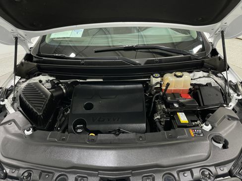 Used 2020 Buick Enclave Essence AWD/4WD image 25