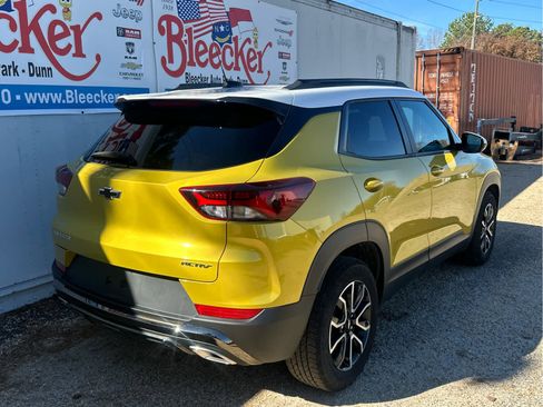 Certified 2023 Chevrolet TrailBlazer ACTIV w/ Sun and Liftgate Package image 3