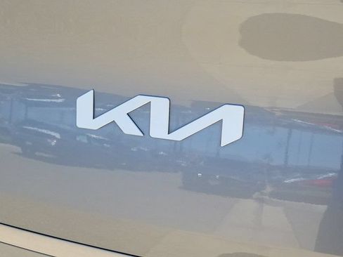 Used 2022 Kia EV6 Wind RWD image 28