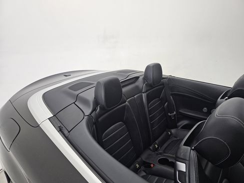 Used 2018 Mercedes-Benz C 300 4MATIC Cabriolet image 27