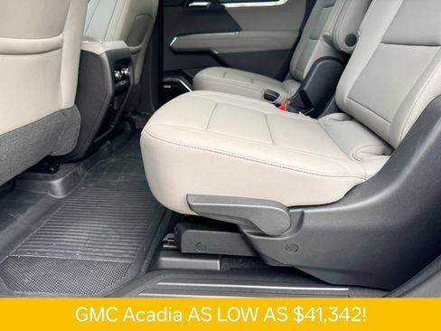 Used 2026 GMC Acadia Elevation w/ Elevation Premium Package AWD/4WD image 16