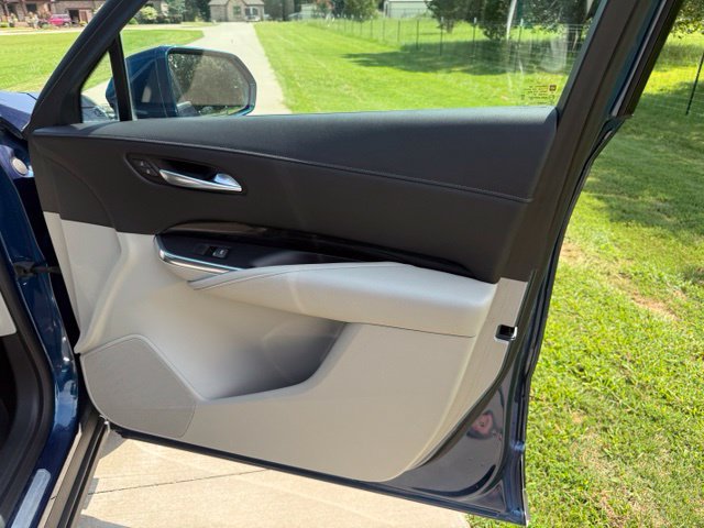 Used 2019 Cadillac XT4 Premium Luxury FWD image 18