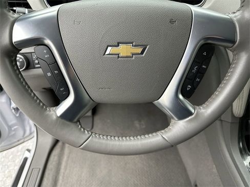 Used 2016 Chevrolet Traverse LT image 14