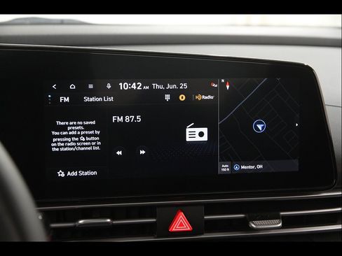 Certified 2023 Hyundai Elantra SEL w/ Convenience Package FWD image 11