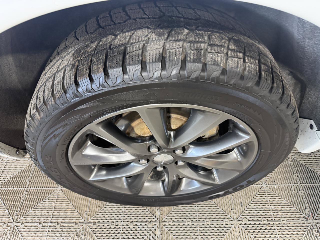 Used 2018 Dodge Durango GT AWD/4WD image 16