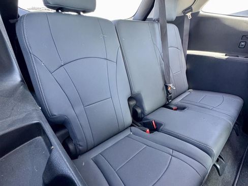 Used 2020 Buick Enclave Premium w/ Surround and Sites Package AWD/4WD image 11