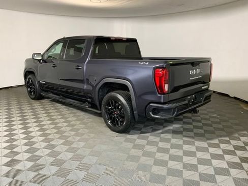 Used 2023 GMC Sierra 1500 Elevation w/ LPO, Elevation Black Package AWD/4WD image 10