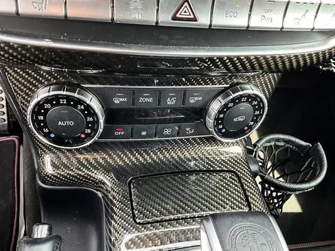 Used 2015 Mercedes-Benz G 63 AMG 4MATIC image 21
