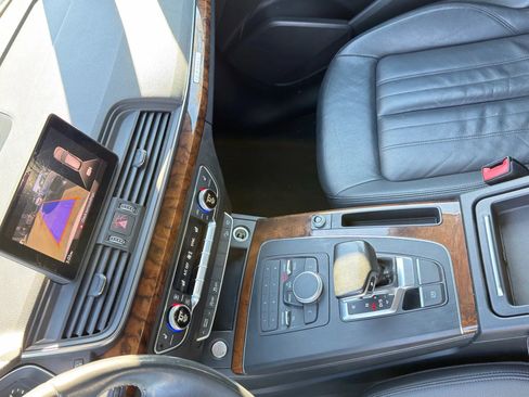 Used 2018 Audi Q5 2.0T Premium w/ Convenience Package image 14