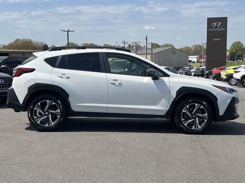 Certified 2024 Subaru Crosstrek 2.0i Premium image 37