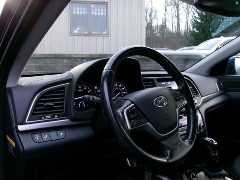 Used 2017 Hyundai Elantra Value Edition w/ Cargo Package image 7