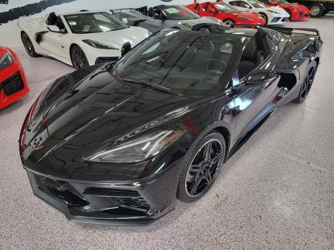 Used 2022 Chevrolet Corvette Stingray Premium Conv w/ Z51 Performance Package image 14