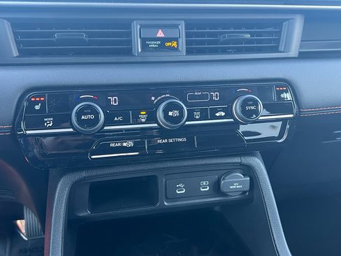New 2026 Honda Pilot Sport image 29