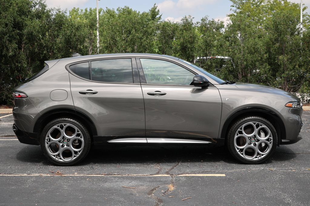 Used 2024 Alfa Romeo Tonale Ti AWD/4WD image 31