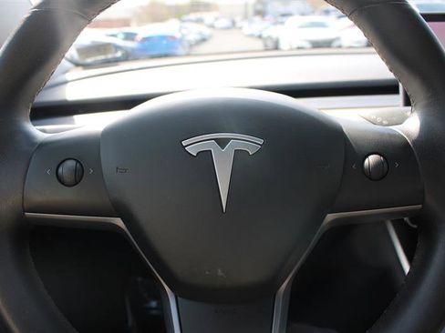 Used 2020 Tesla Model 3 Long Range image 14