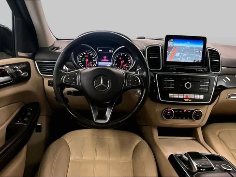 Used 2017 Mercedes-Benz GLE 350 image 5