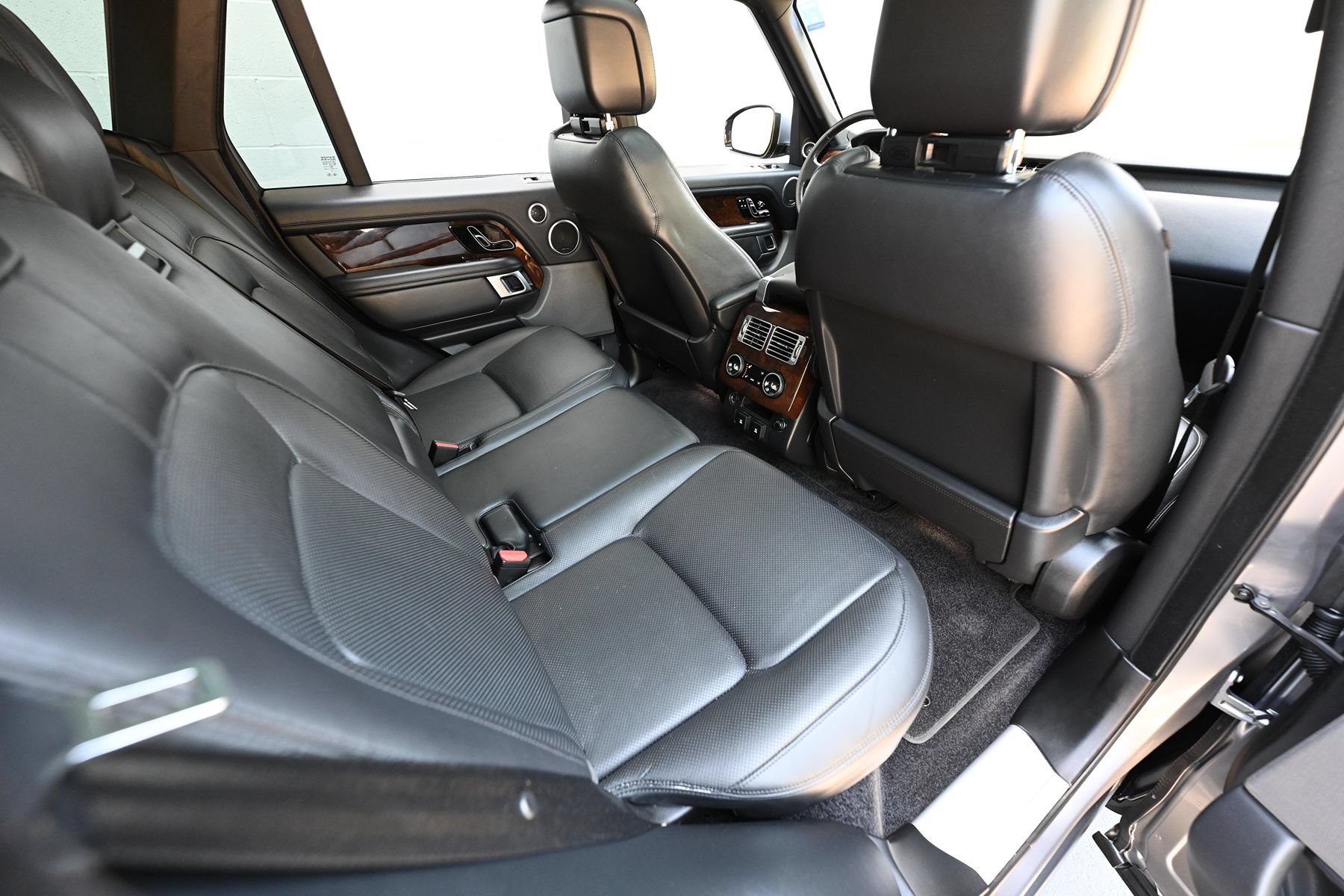 Used 2020 Land Rover Range Rover HSE AWD/4WD image 15