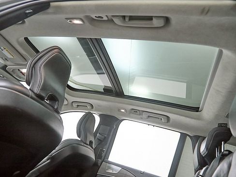 Certified 2023 Volvo XC90 T8 Ultimate image 27