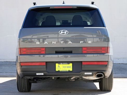 Used 2024 Hyundai Santa Fe SEL image 10