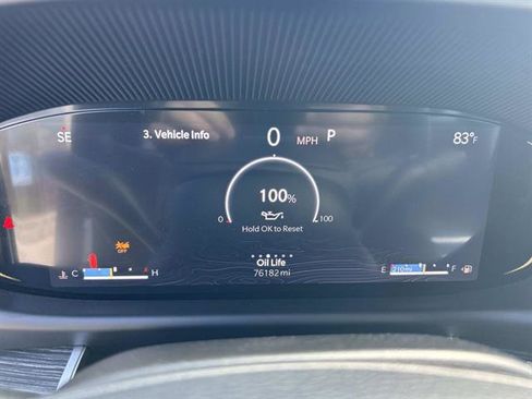 Used 2024 Jeep Wagoneer Series II w/ Flexible Seating Group image 34