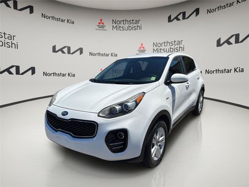 Used 2017 Kia Sportage LX AWD/4WD image 10