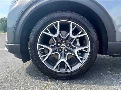 Certified 2025 Ford Explorer Platinum w/ Ultimate Package RWD image 9