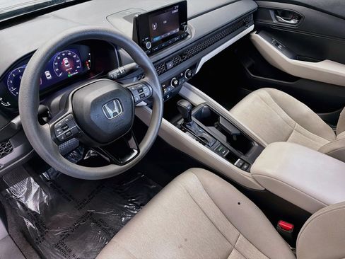Used 2025 Honda Accord LX image 7