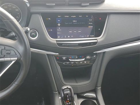 Certified 2024 Cadillac XT6 Luxury w/ LPO, Floor Liner Package image 29