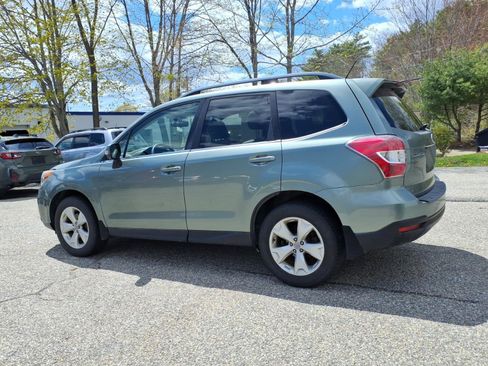 Used 2014 Subaru Forester 2.5i Touring AWD/4WD image 5
