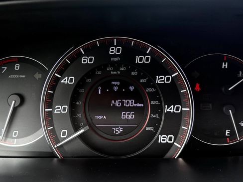 Used 2015 Honda Accord Sport image 18