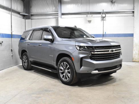 Used 2022 Chevrolet Tahoe LT w/ LT Signature Package image 34