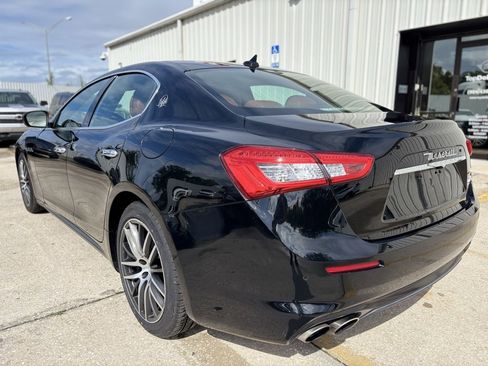 Used 2018 Maserati Ghibli image 3