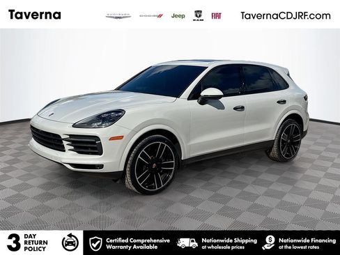 Used 2022 Porsche Cayenne image 1
