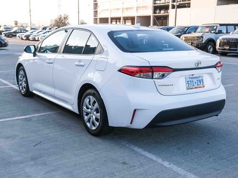 Used 2024 Toyota Corolla LE FWD image 6