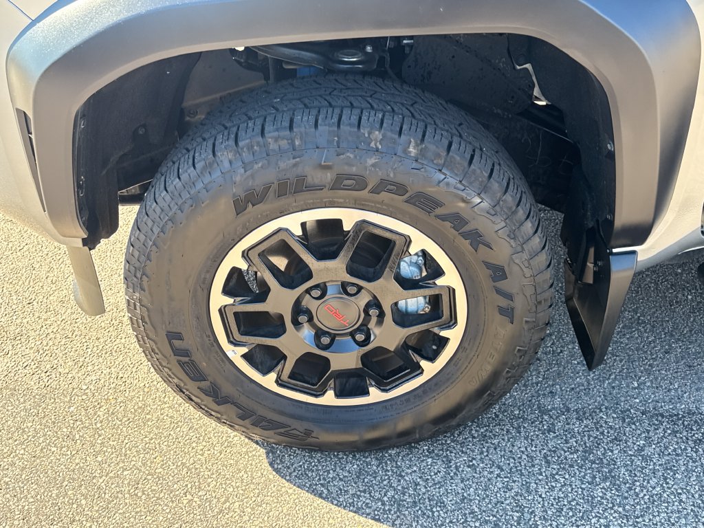 Used 2026 Toyota Tacoma TRD Off-Road AWD/4WD image 39