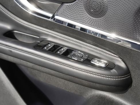 Used 2024 Lincoln Corsair FWD image 29