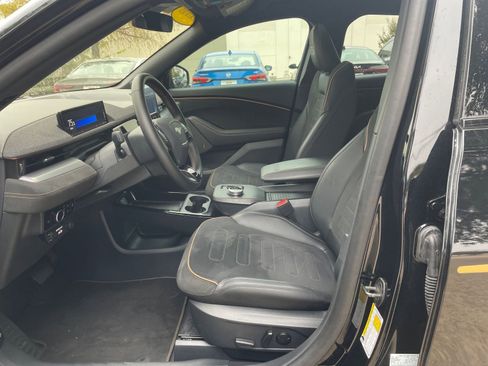 Used 2023 Ford Mustang Mach-E GT image 31