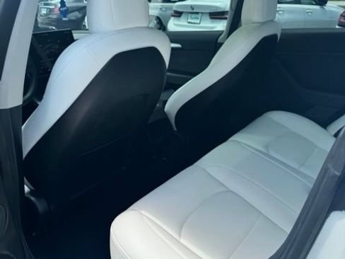 Used 2022 Tesla Model 3 Performance AWD/4WD image 8