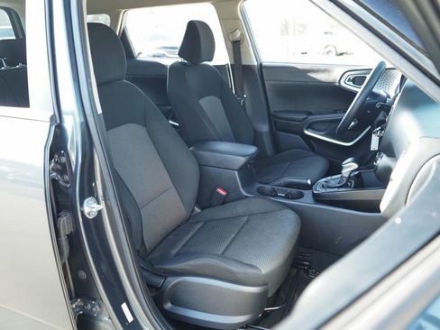 Used 2022 Kia Soul LX w/ Technology Package image 31