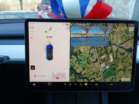 Used 2023 Tesla Model Y Long Range image 34