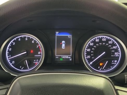 Used 2024 Toyota Camry LE FWD image 27