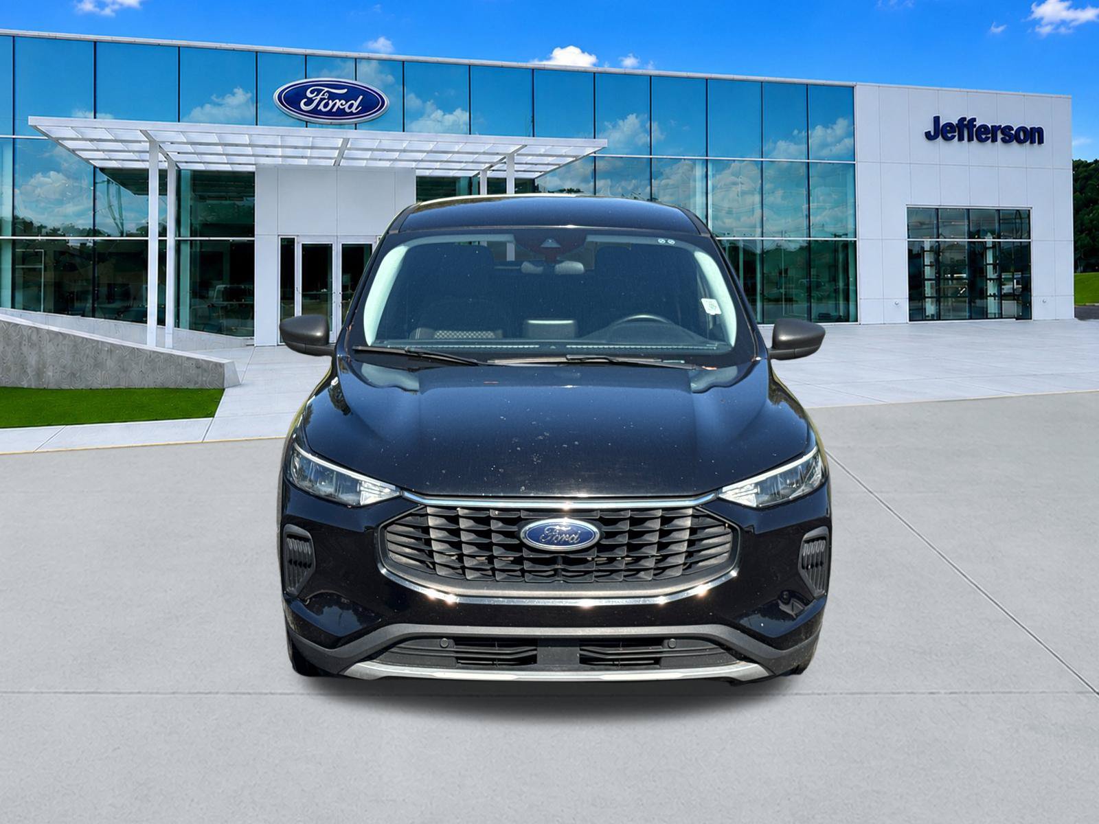 Used 2023 Ford Escape Active FWD image 2