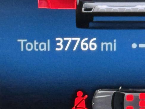 Used 2024 BMW X5 xDrive40i image 2