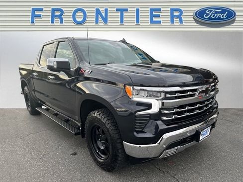 Used 2024 Chevrolet Silverado 1500 LTZ w/ Technology Package image 1