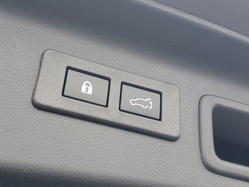 Certified 2026 Subaru Forester Premium AWD/4WD image 31