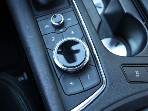 Used 2020 Cadillac XT6 Sport image 30