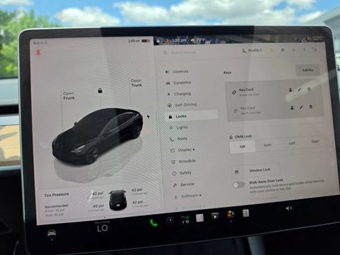Used 2022 Tesla Model 3 Long Range AWD/4WD image 45