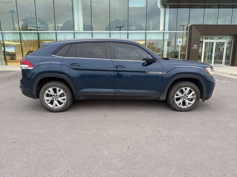 Used 2021 Volkswagen Atlas Cross Sport S image 7