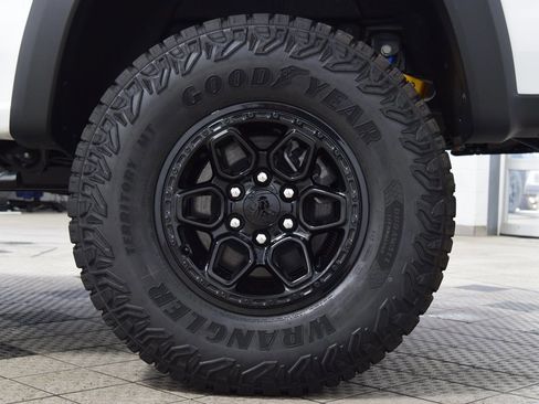 New 2026 Chevrolet Colorado ZR2 w/ ZR2 Bison Edition image 29